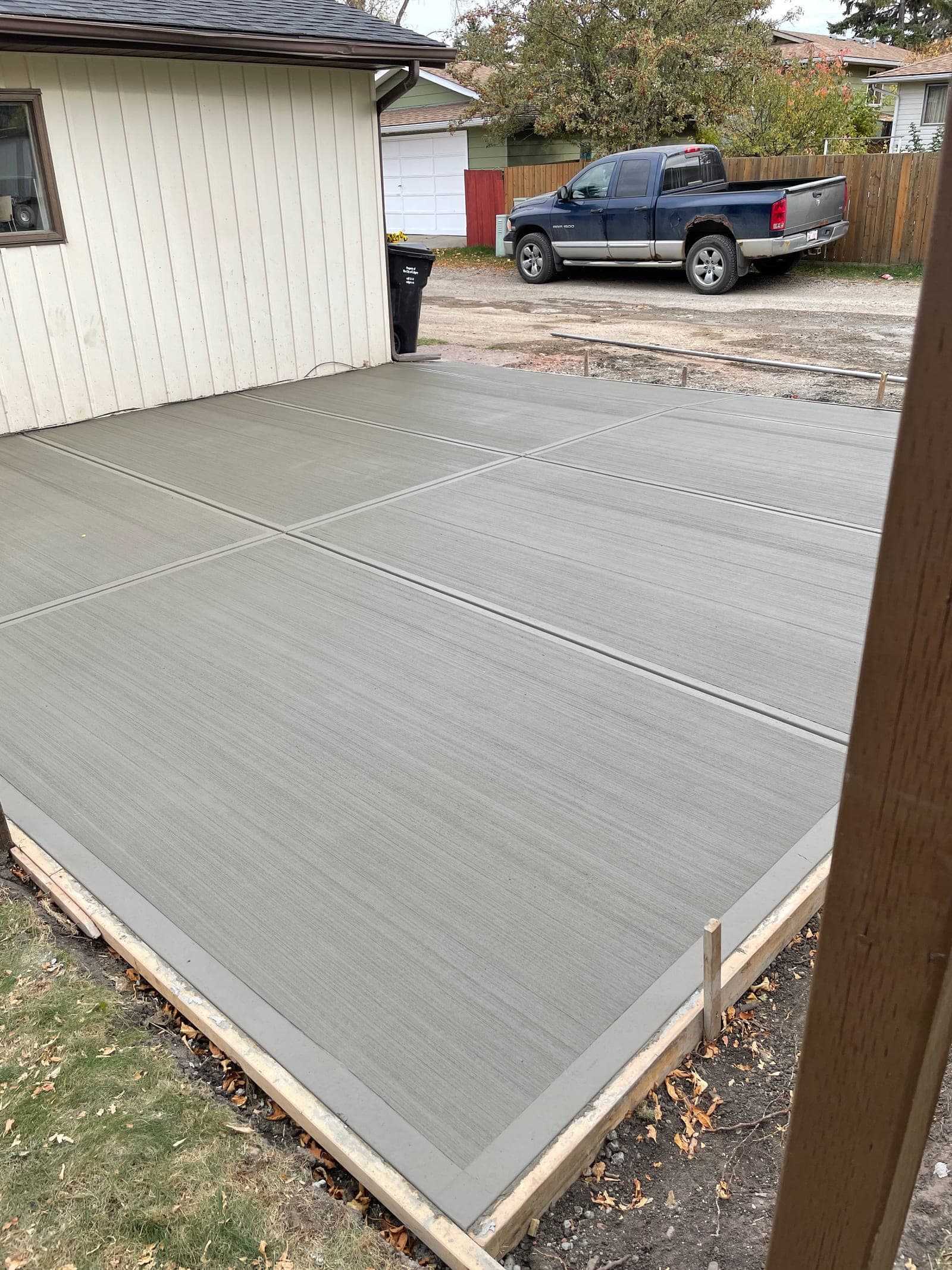 Garage Pad & Walkway in Calgary